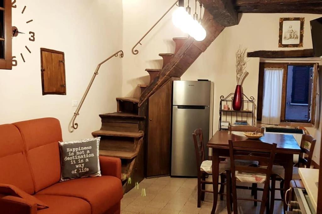 *La Torre Di Amelia* Nel Cuore Dell' Umbria 外观 照片