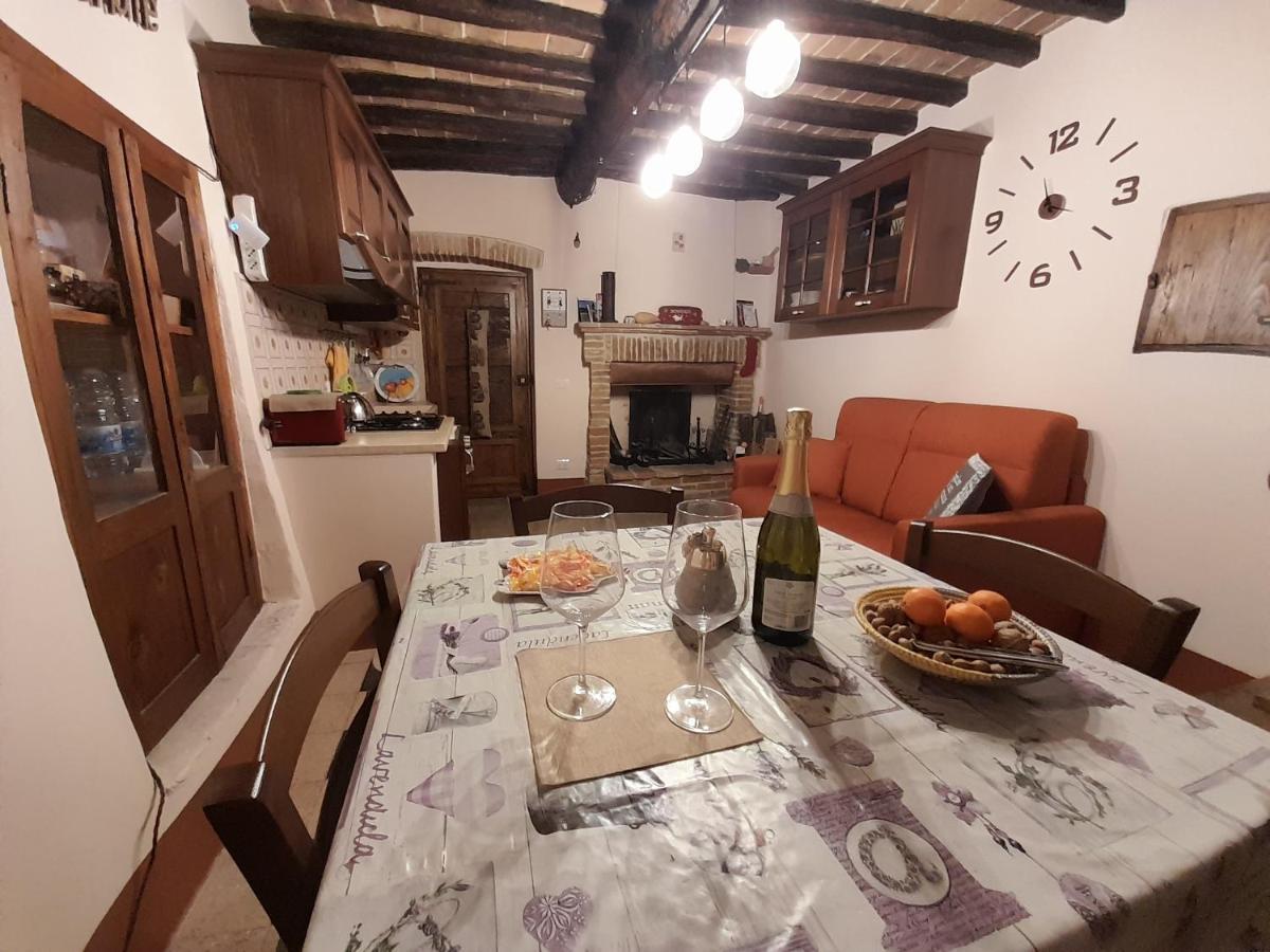 *La Torre Di Amelia* Nel Cuore Dell' Umbria 外观 照片