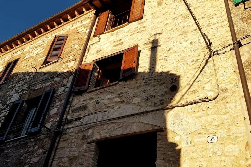 *La Torre Di Amelia* Nel Cuore Dell' Umbria 外观 照片